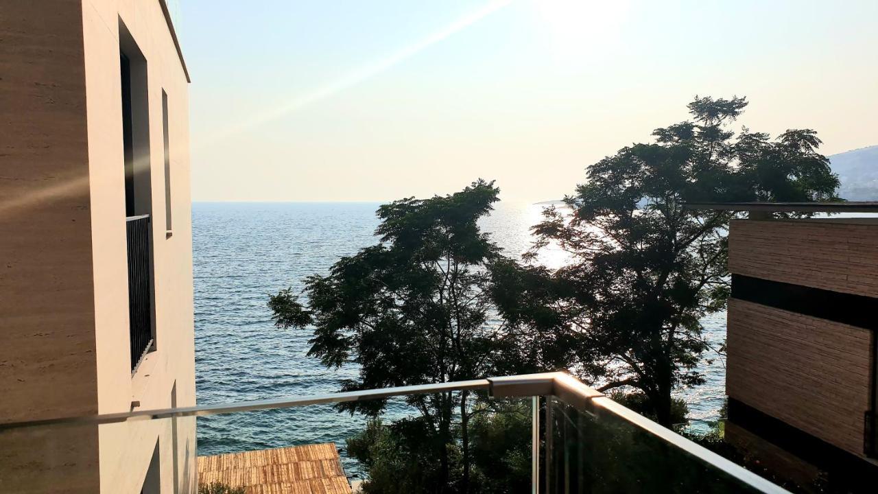 2F Saranda Apartment Екстер'єр фото