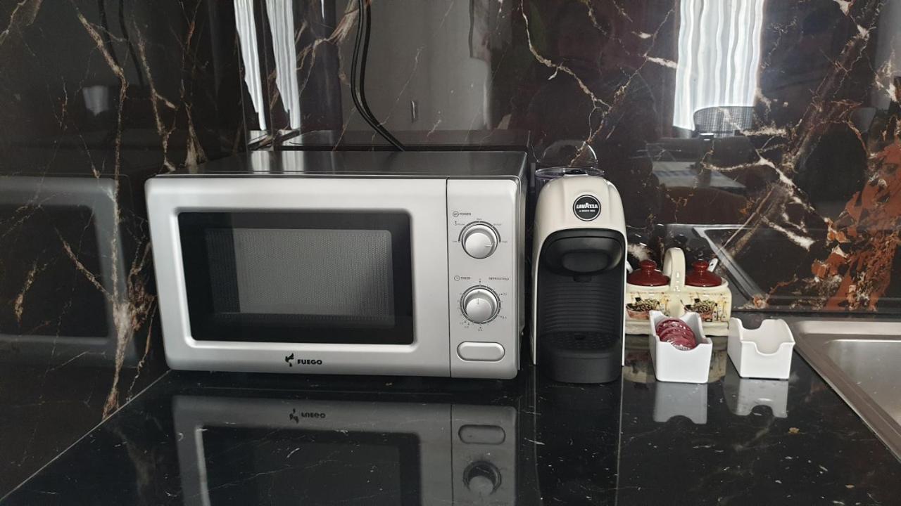 2F Saranda Apartment Екстер'єр фото