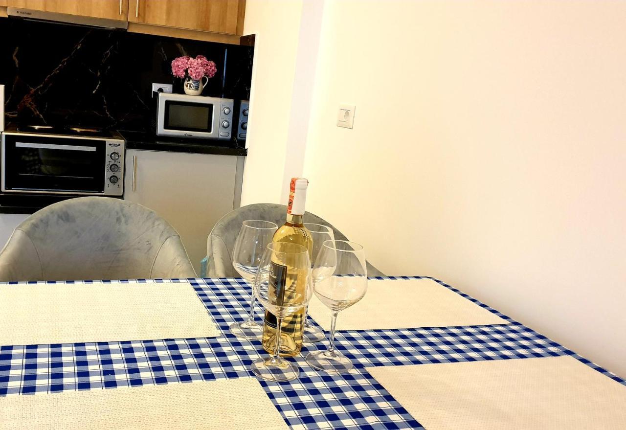 2F Saranda Apartment Екстер'єр фото