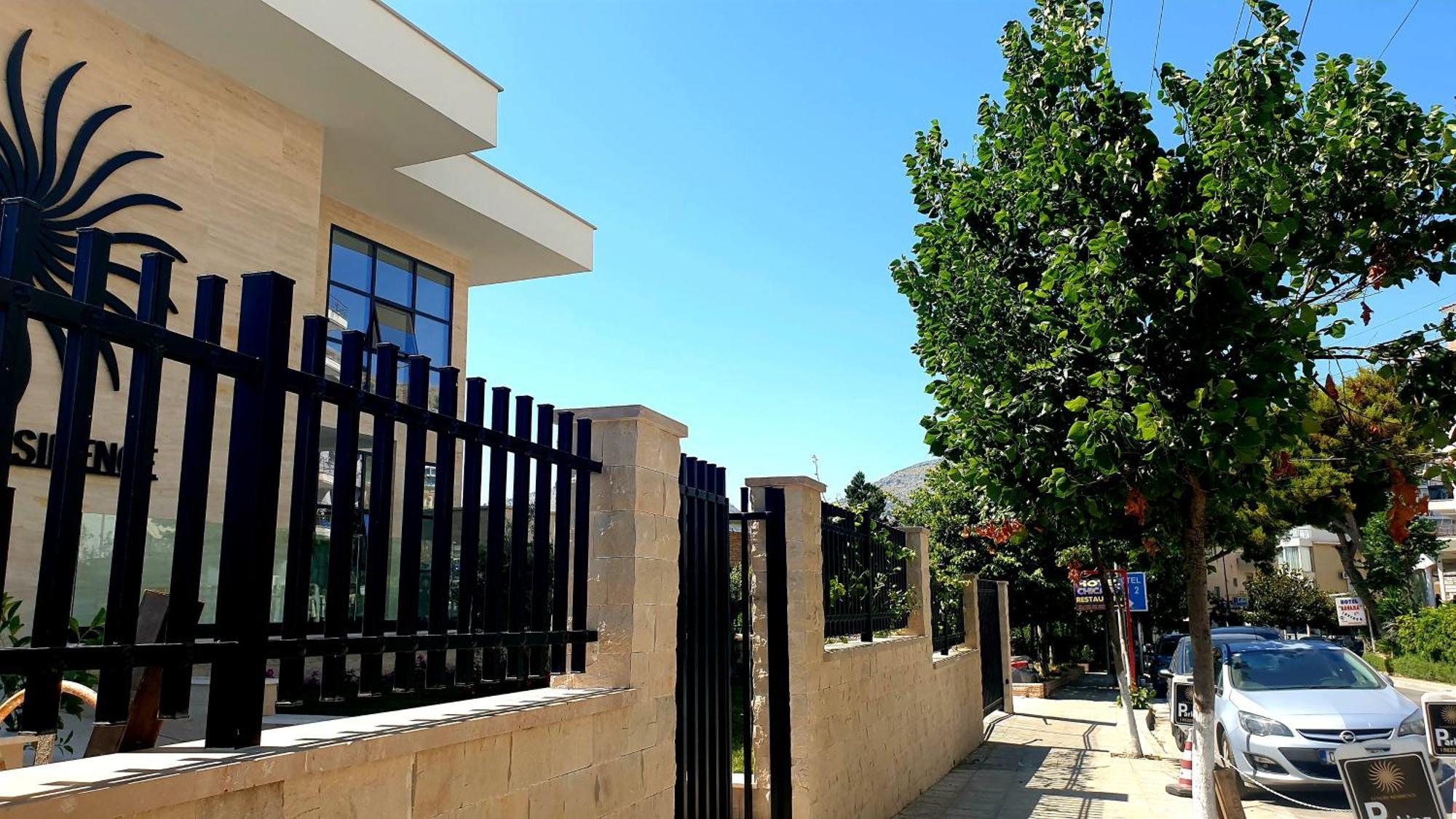 2F Saranda Apartment Екстер'єр фото