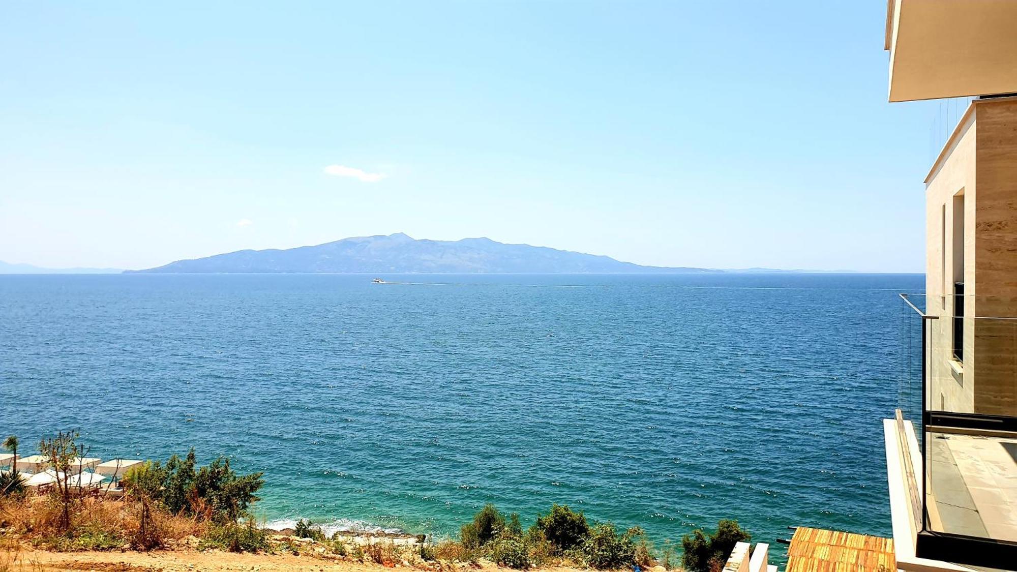 2F Saranda Apartment Екстер'єр фото