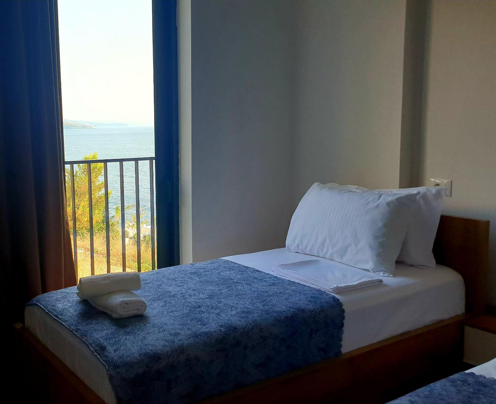 2F Saranda Apartment Екстер'єр фото